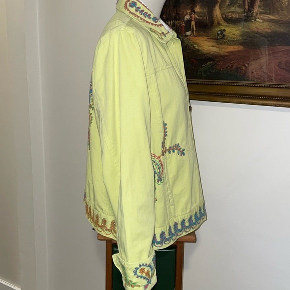 Coldwater Creek Embroidered Jean Jacket.  Size XL - Picture 4 of 12